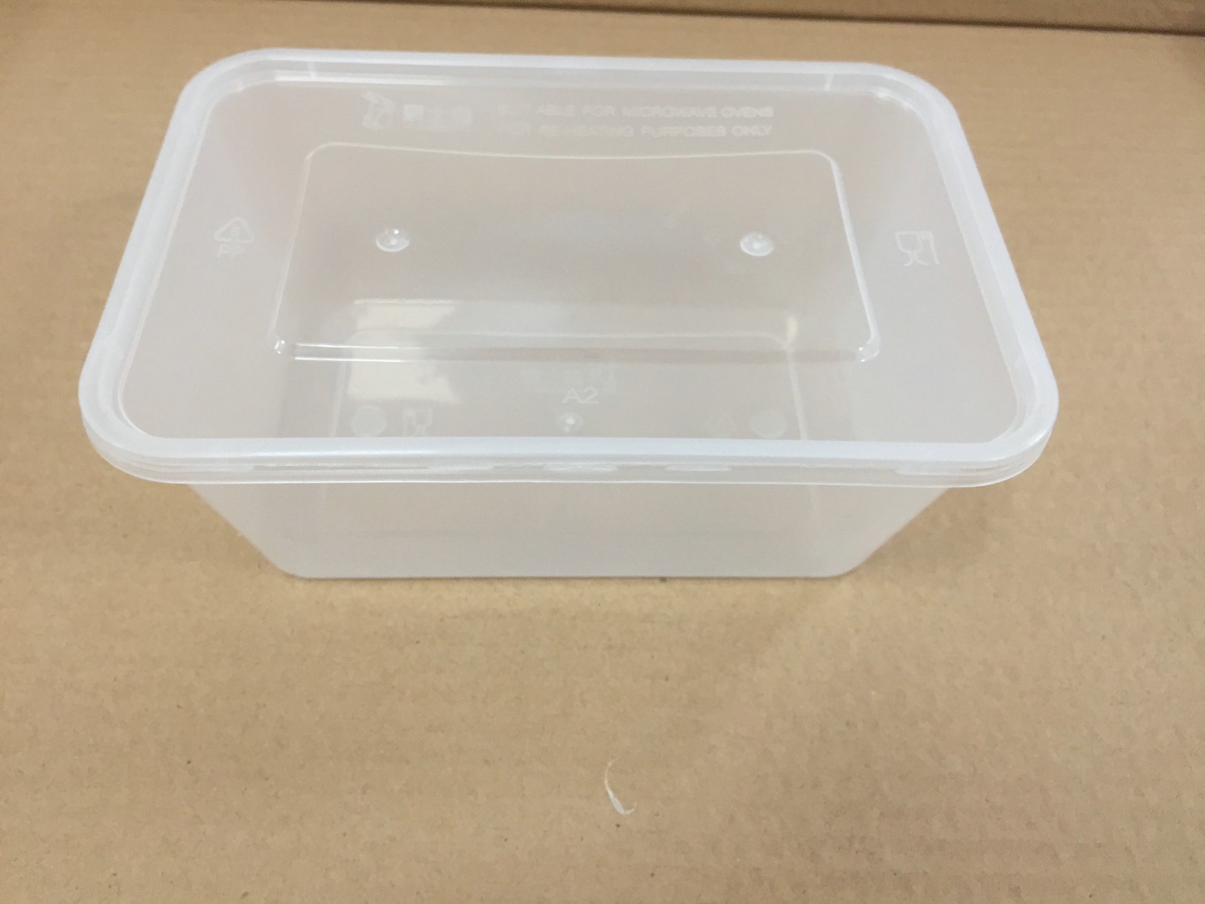 take out plastic lunch containers